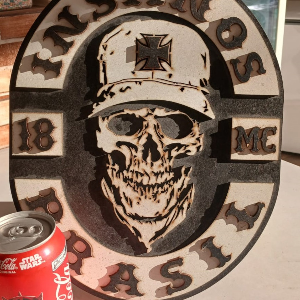 ARTE em MADEIRA : CAVEIRA INSANOS MC 💀